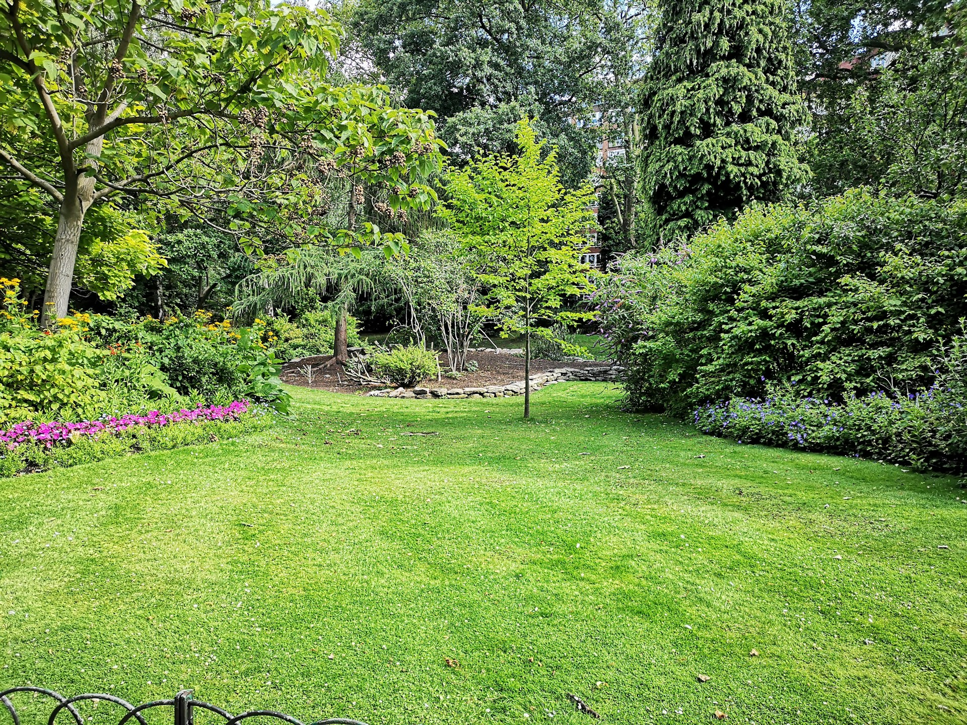 home yard